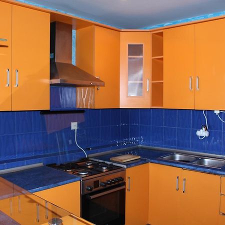 טביליסי Herrmas Hostel מראה חיצוני תמונה