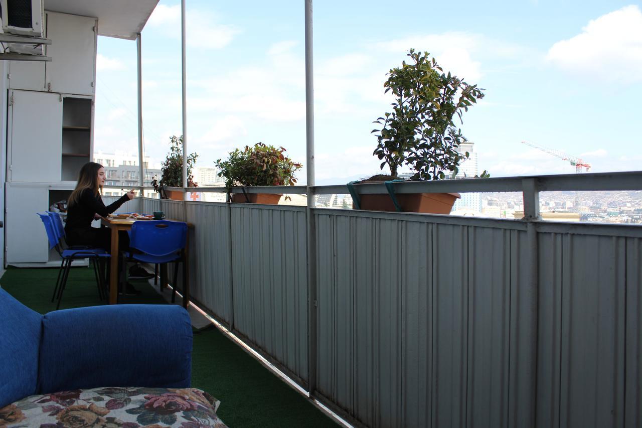 טביליסי Herrmas Hostel מראה חיצוני תמונה